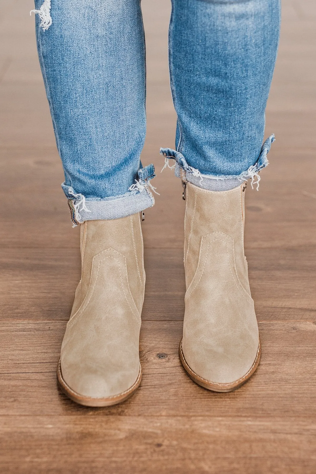 Blowfish Caitlynn Booties- Light Taupe Prospector