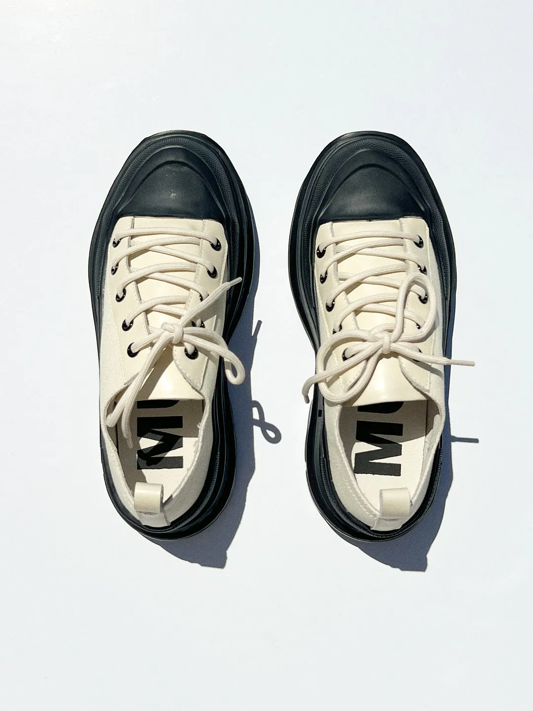 Convo Sneaker - Ivory