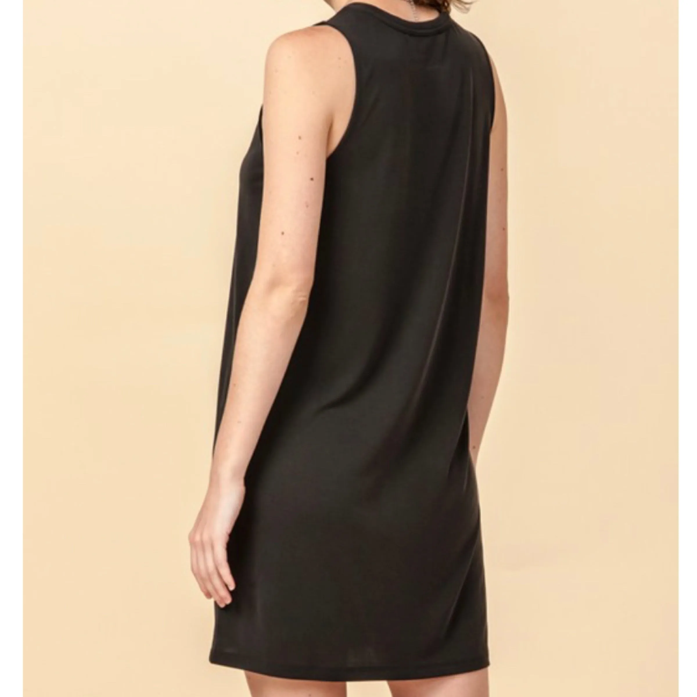 Crew Neck Mini Dress Black