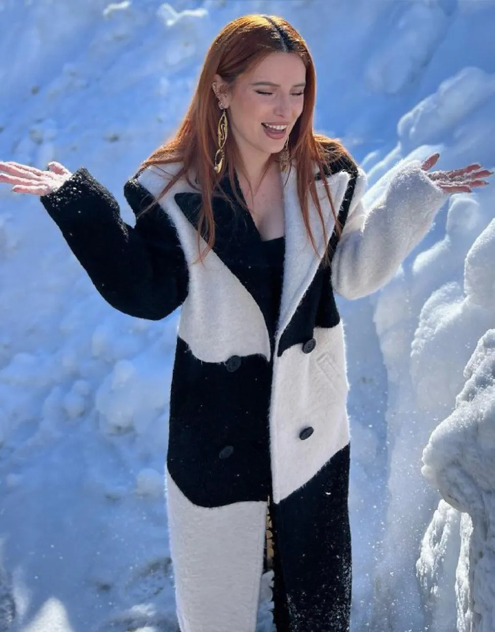 Divinity 2023 Bella Thorne Colorblock Long Coat