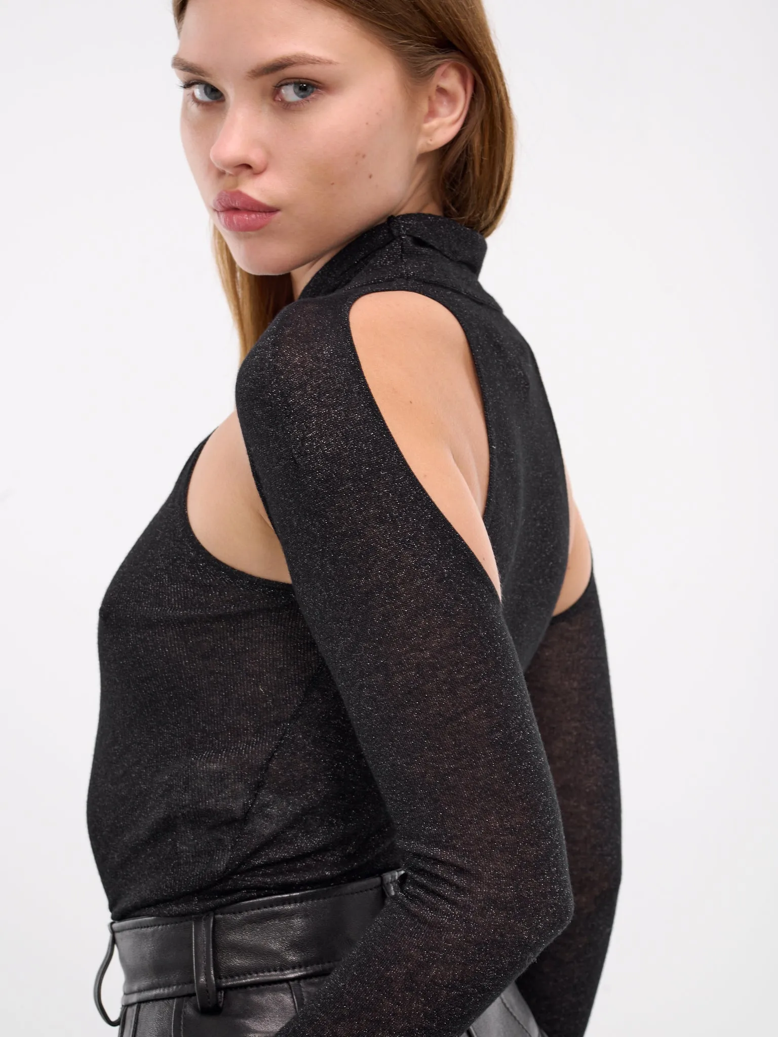 Glossy Cut-Out Twist Knot Sweater (KT10W1BL900-BLACK)