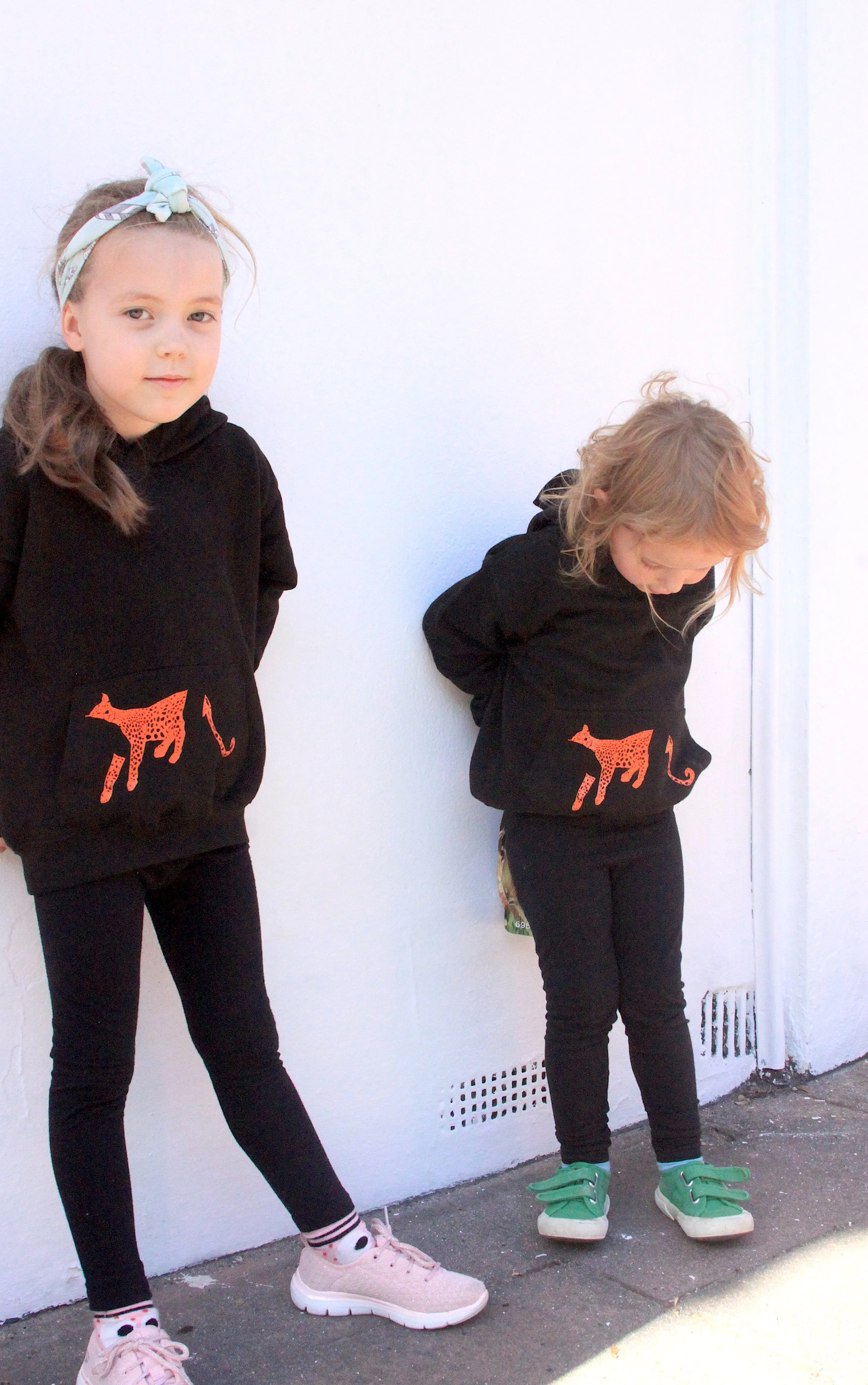 Kids Leopard hoodie, black/orange