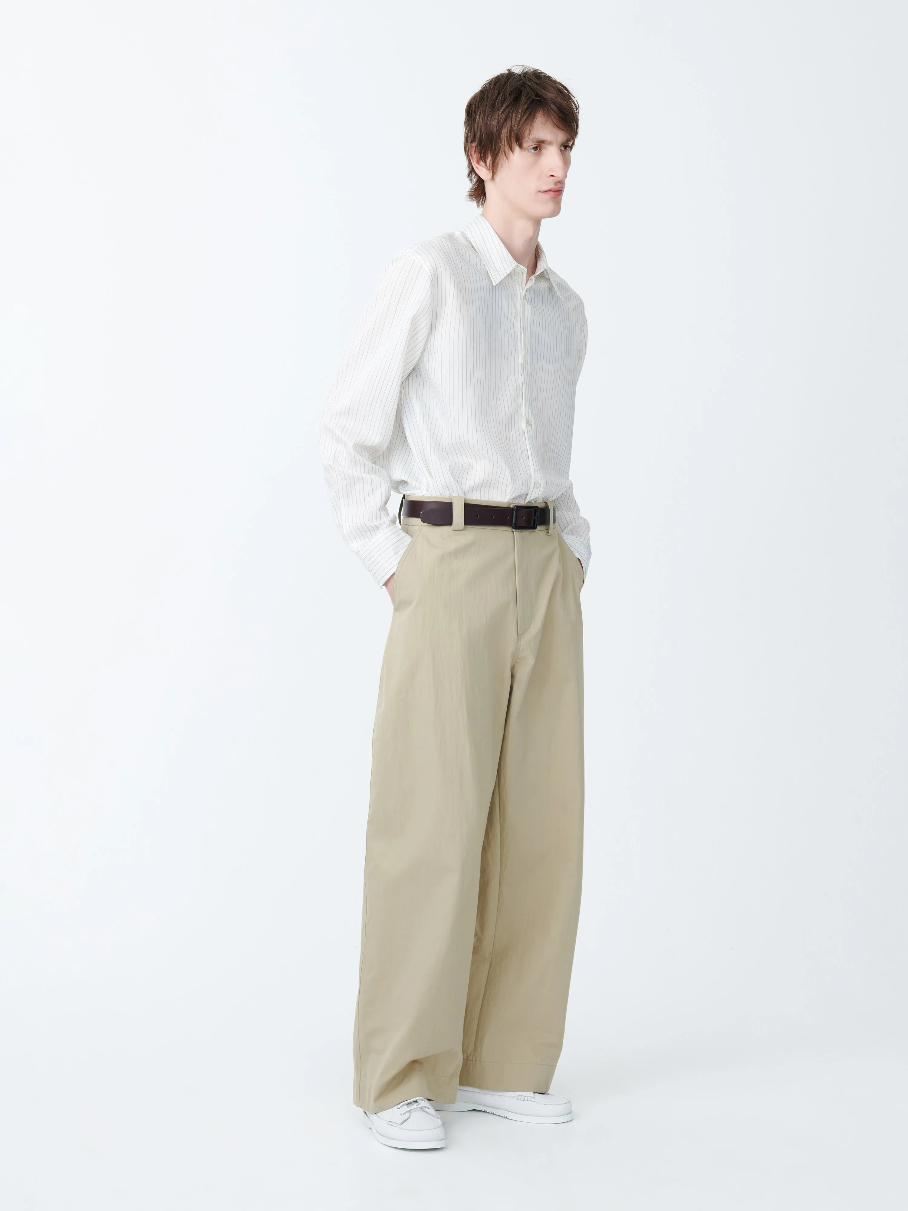 Levy Sporty Cotton Pant in Sand