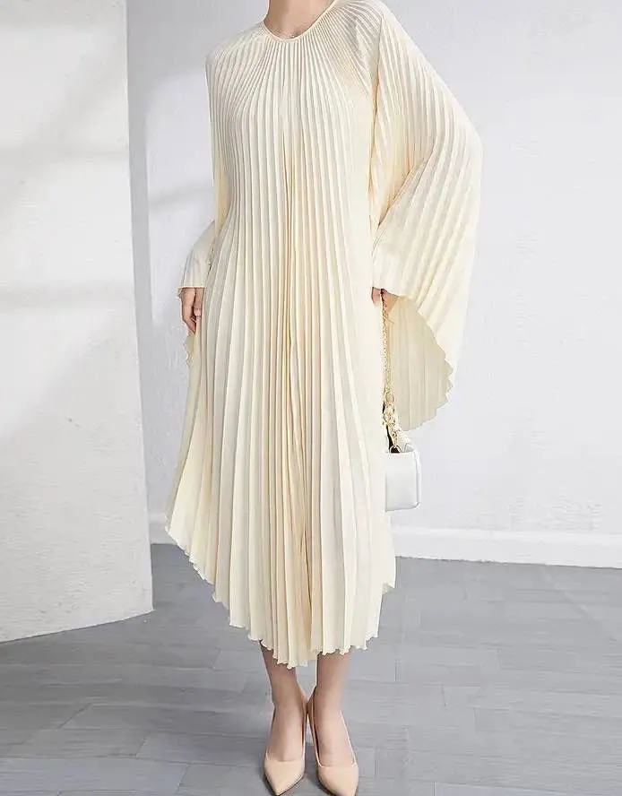 Long Pleated Oversized Dress