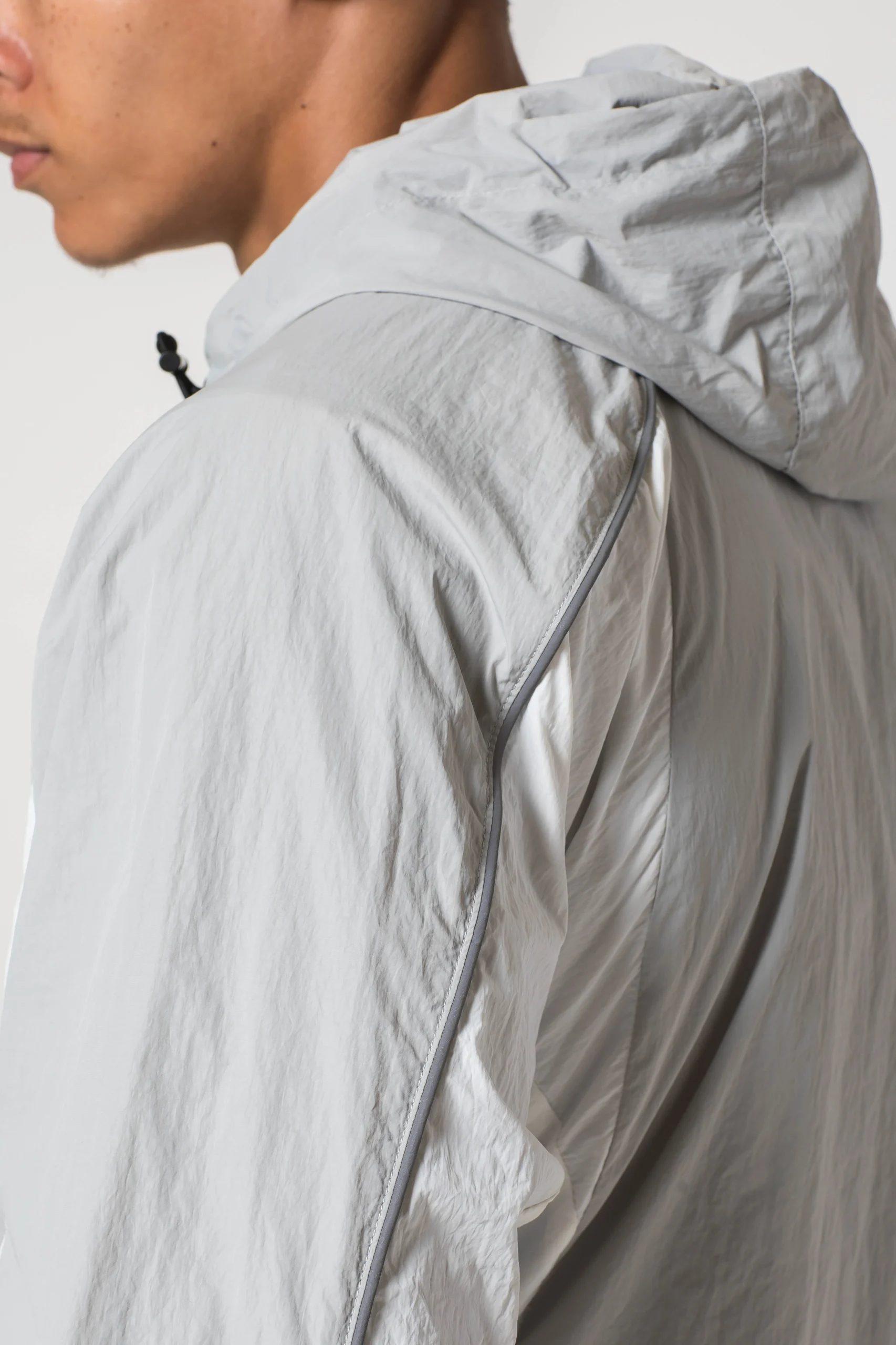 Orbit Windbreaker - Grey - SIARR