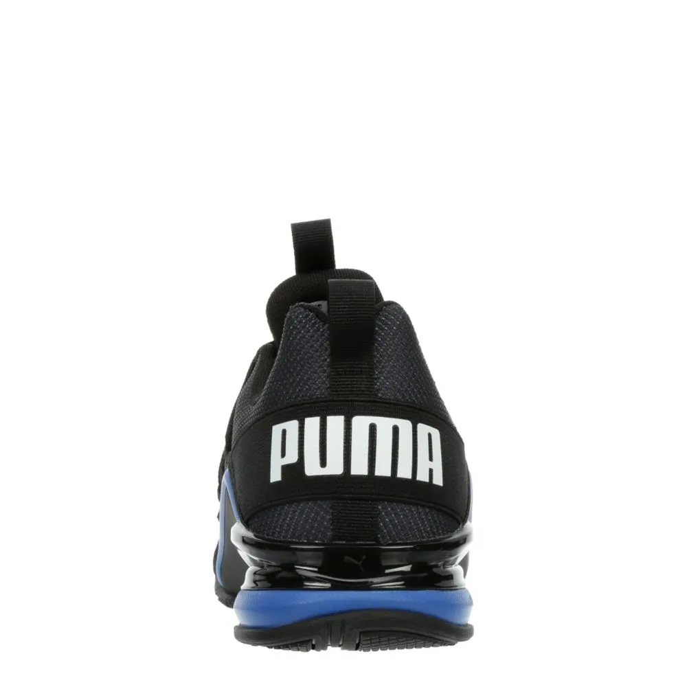 PUMA  MENS AXELION SNEAKER